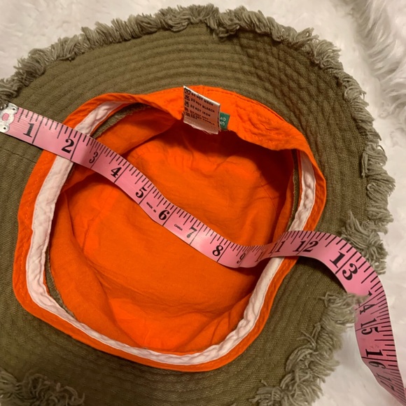 UNITED COLORS OF BENETTON Cotton khaki ladies bucket hat VVGUC size: OSFA - Picture 2 of 9